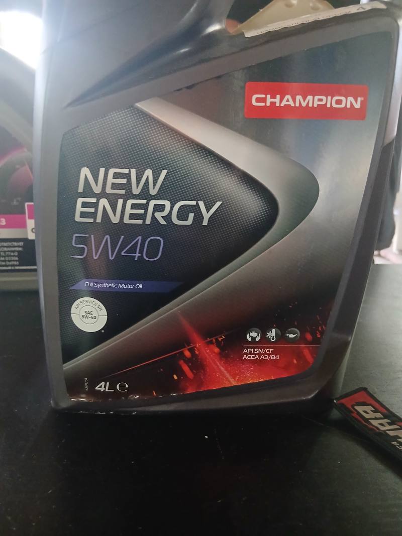 Моторное масло Champion New Energy 5W-40 Full Synthetic