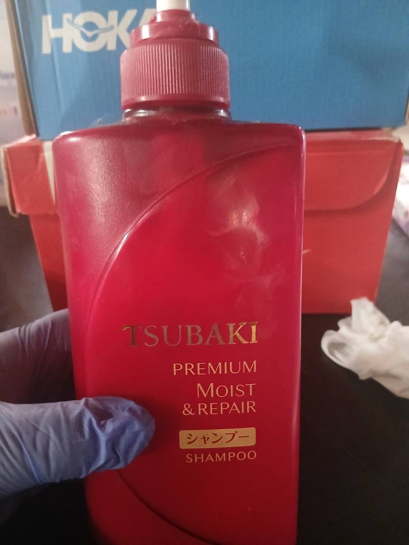 TSUBAKI PREMIUM MOIST & REPAIR SHAMPOO