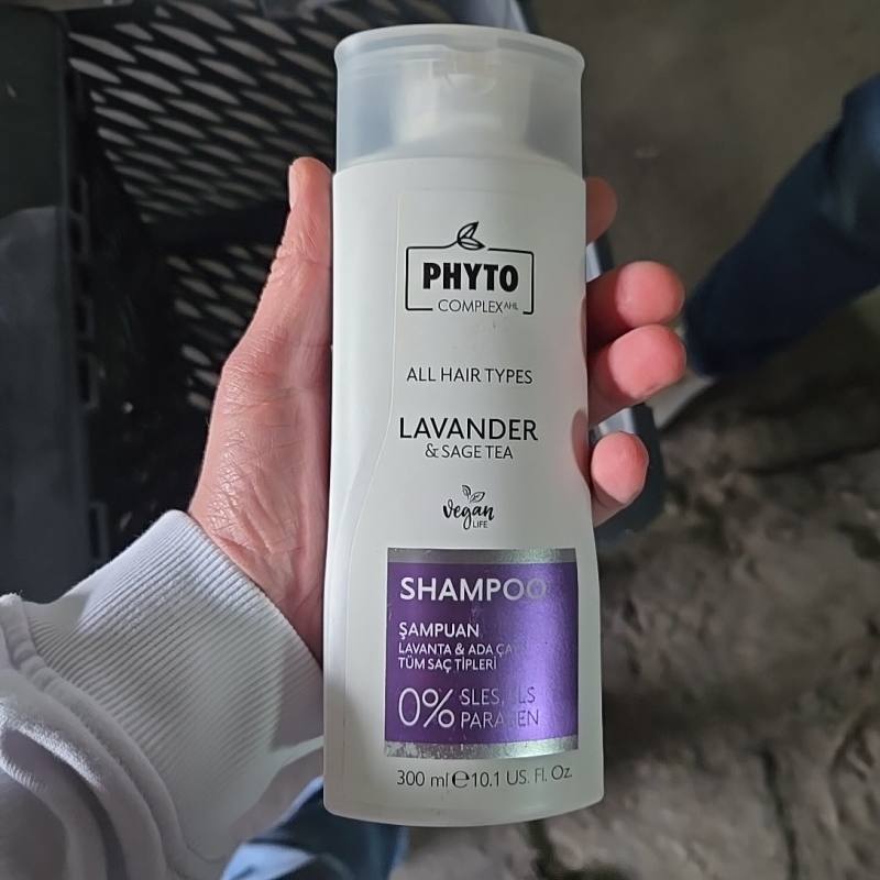 Шампунь PHYTO COMPLEX AHL Lavander & Sage Tea для всех типов волос