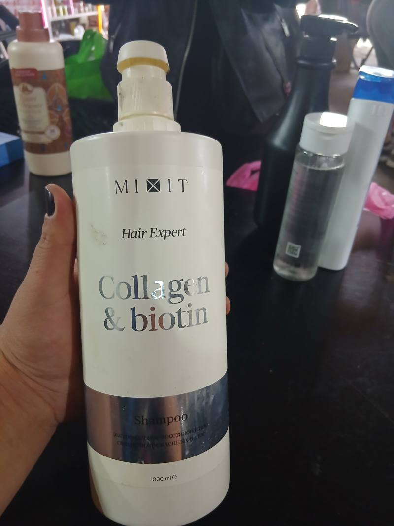 Шампунь MIXIT Hair Expert Collagen & Biotin экстремальное восстановление для сильно поврежденных волос