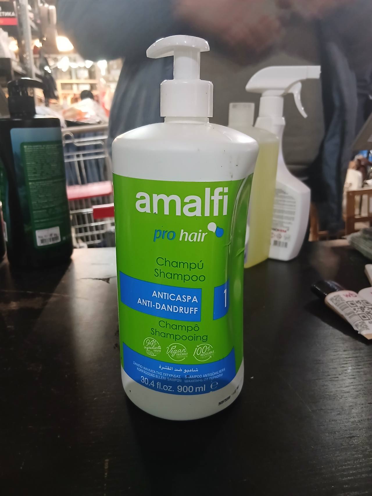 Amalfi Pro Hair шампунь против перхоти Anticaspa Anti-Dandruff 900 мл
