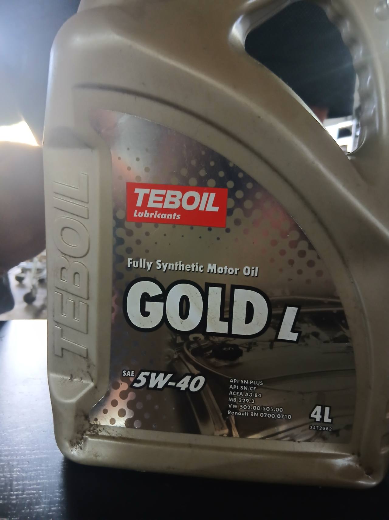 Fully Synthetic Motor Oil GOLD L SAE 5W-40