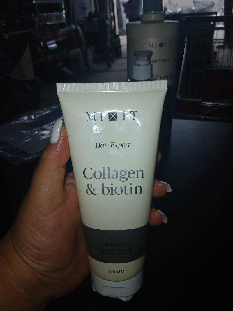 Шампунь MIXIT Hair Expert Collagen & biotin восстанавливающий